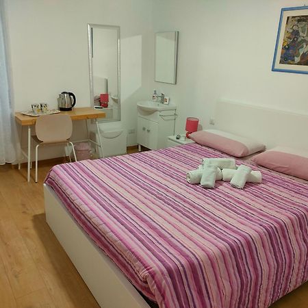 La Casa Di Mimma Hotel Matera Quarto foto
